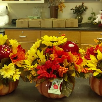 Flowers By Dena - Florists Near Me - Swedesboro, New Jersey Flowers By Dena - Florists Near Me - Swedesboro, New Jersey