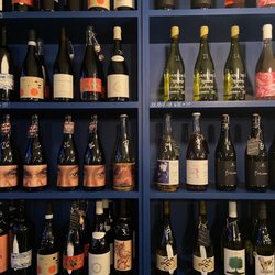 Flat Earth Pizzas - Natural wine selection