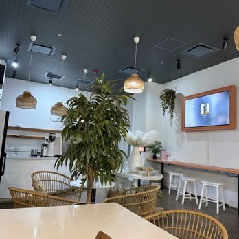 Happy Monday Coffee - Loop - Coffee & Tea Near Me - Chicago, Illinois Happy Monday Coffee - Loop - Coffee & Tea Near Me - Chicago, Illinois