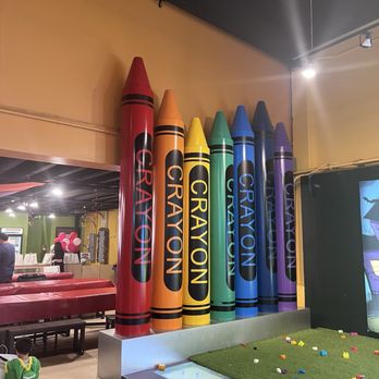 Lucky Art Crayonology - End of tour - Kids Activities Near Me - Montclair, California