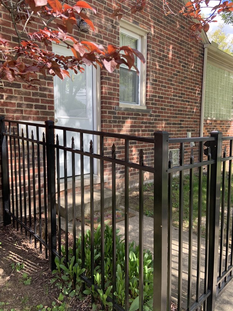 MUSTANG FENCE COMPANY Updated October 2024 3244 Wyoming Ave