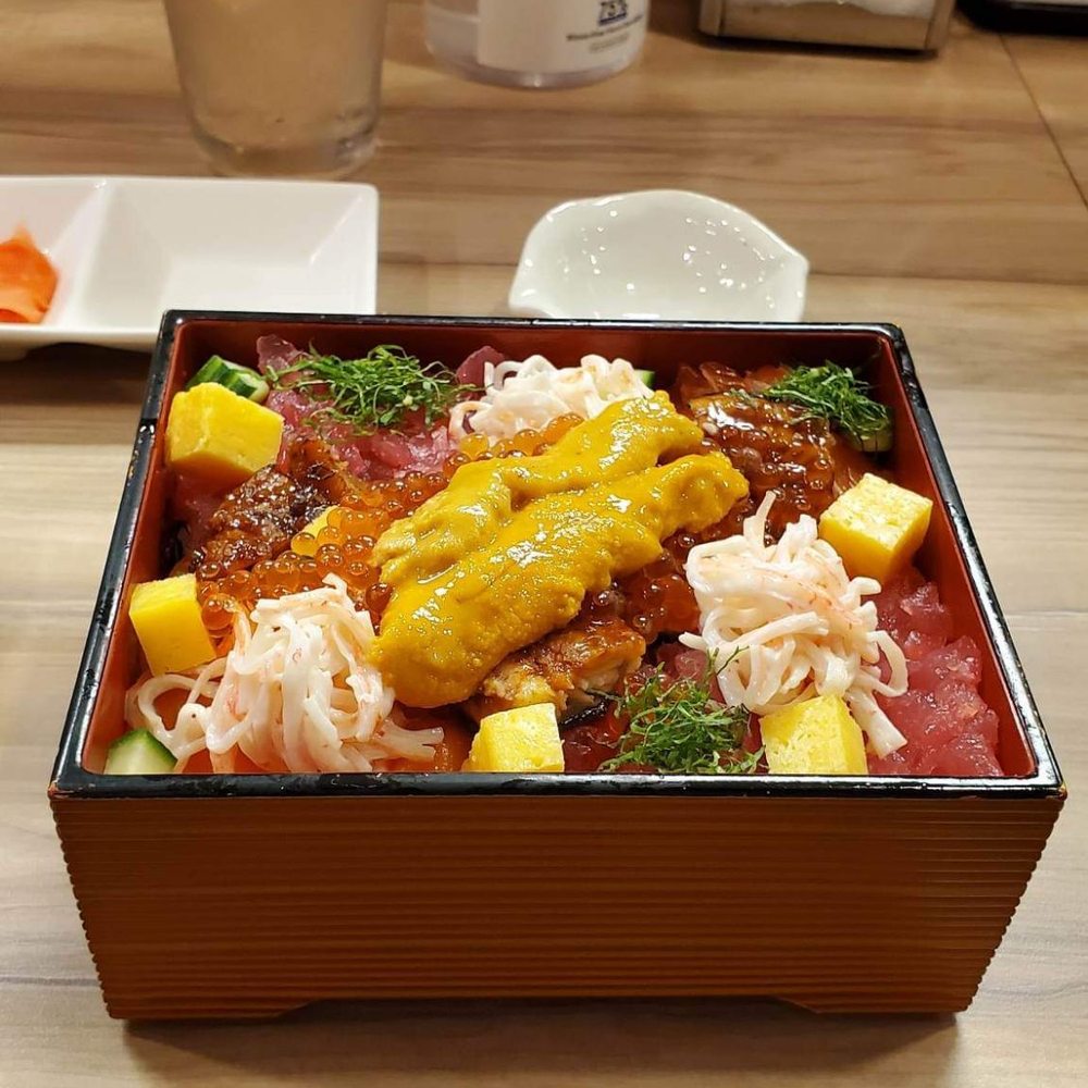 Chicago Sushi - Jewelry box sushi (fancy poki bowl) - Japanese Near Me - Des Plaines, Illinois Chicago Sushi - Jewelry box sushi (fancy poki bowl) - Japanese Near Me - Des Plaines, Illinois