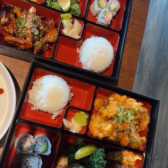 Minami Sushi - Japanese Near Me - Streamwood, Illinois