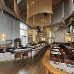 Alora - Inside bar and main dining room