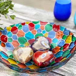 My Italian Decor - Italian hand-painted crystal bowls, murano glass hearts.