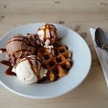 The Milk Barn - Delicious Warm Waffles with Warm Chocolate Sauce, Vanilla and Chocolate Ice Cream ( https://www.tripadvisor.co.uk/Restaurant_Review-g18652 ) - Patisserie/Cake Shop Near Me - Greenbank, FAL