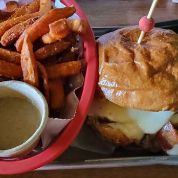 The Burger Stand - Grilled chicken sandwich (Barnyard Bash), honey mustard dressing, sweet potato fries - Burgers Near Me - Taos, New Mexico