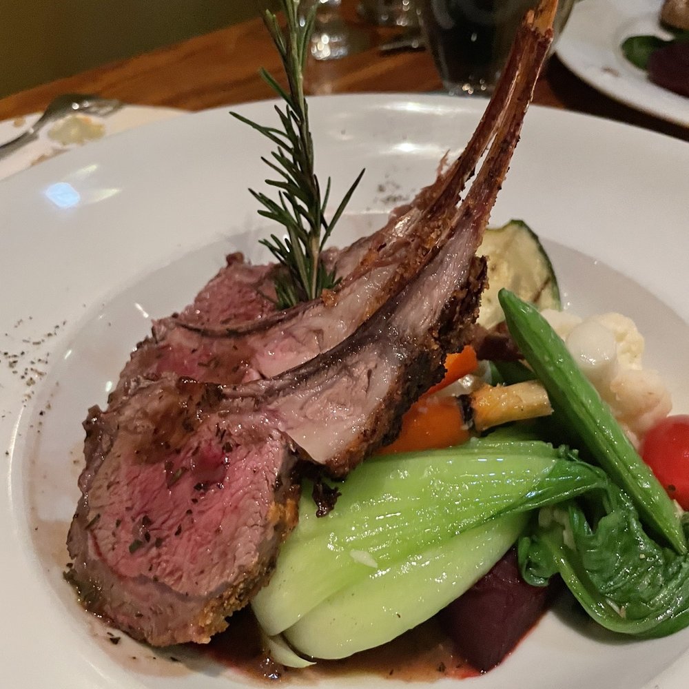 Salade de Fruits Cafe - Lamb - French Near Me - Vancouver, British Columbia