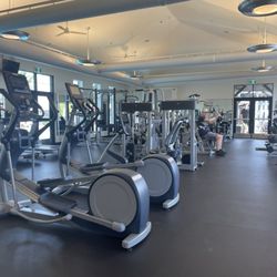 North Langford Recreation Centre - Fully stocked Fitness Centre with Machines and free weights.