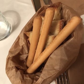 Osteria Casa Vino - Bread basket - Italian Near Me - Verona, VR