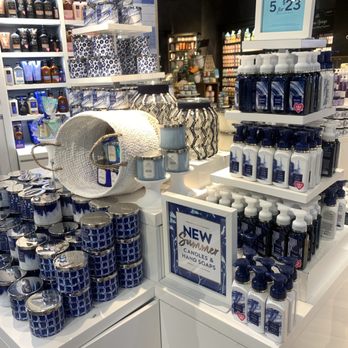Bath & Body Works - Cosmetics & Beauty Supply Near Me - Miami, Florida Bath & Body Works - Cosmetics & Beauty Supply Near Me - Miami, Florida