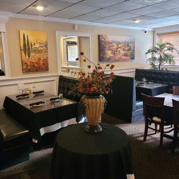 Mario's Tuscany Grill - One of several elegant and cozy dining areas - Pizza Near Me - Winsted, Connecticut Mario's Tuscany Grill - One of several elegant and cozy dining areas - Pizza Near Me - Winsted, Connecticut