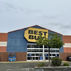Best Buy - Vallejo