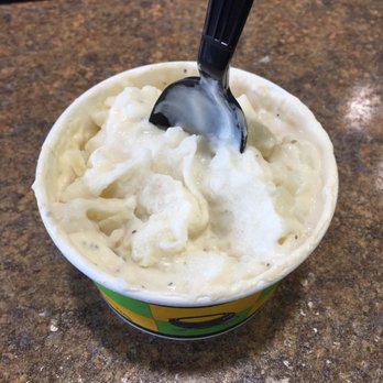 Royal Farms - Mashed potatoes with chicken gravy - Car Wash Near Me - White Marsh, Maryland Royal Farms - Mashed potatoes with chicken gravy - Car Wash Near Me - White Marsh, Maryland