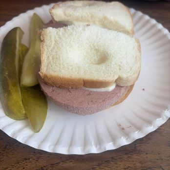 Burt's Deli - Liverwurst - Delis Near Me - Libertyville, Illinois Burt's Deli - Liverwurst - Delis Near Me - Libertyville, Illinois