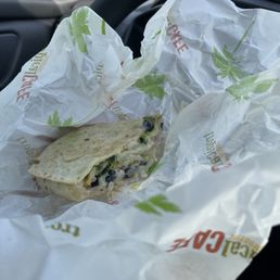 This is supposed to be the hummus wrap!