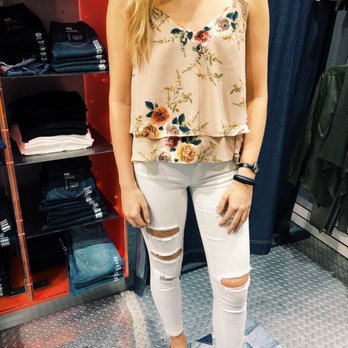 "B" CHIC - New Arrival spring 2018 - Women's Clothing Near Me - Wilton, Connecticut "B" CHIC - New Arrival spring 2018 - Women's Clothing Near Me - Wilton, Connecticut