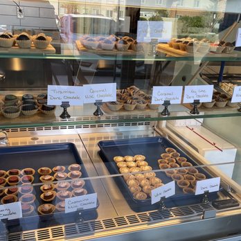Tifa Chocolate & Gelato - Chocolate Truffles - Chocolatiers & Shops Near Me - Gilbert, Arizona
