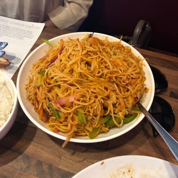 Inchin's Bamboo Garden - Chili Garlic Noodles - Indian Near Me - Schaumburg, Illinois Inchin's Bamboo Garden - Chili Garlic Noodles - Indian Near Me - Schaumburg, Illinois