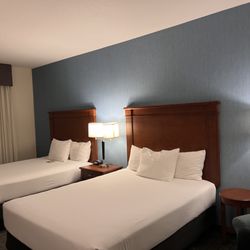 Drury Inn & Suites St. Louis Brentwood - 2 bed room