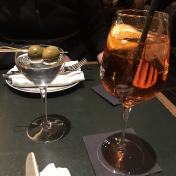 Highlands - Martini and highlands spritz - New American Near Me - Detroit, Michigan Highlands - Martini and highlands spritz - New American Near Me - Detroit, Michigan
