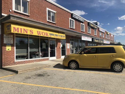 Min's Wok by null