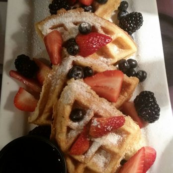 Maxine's On Shine - New American Near Me - Orlando, Florida Maxine's On Shine - New American Near Me - Orlando, Florida
