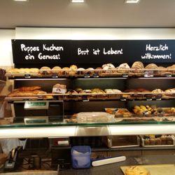 Bäckerei Puppe - Puppes cake a treat! Bread is life! Welcome!