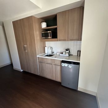 Element by Marriott - Kitchenette - Hotels Near Me - Detroit, Michigan Element by Marriott - Kitchenette - Hotels Near Me - Detroit, Michigan