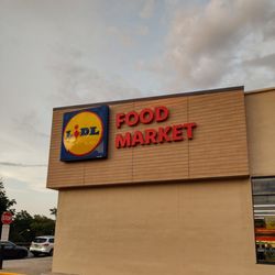 Lidl - Store