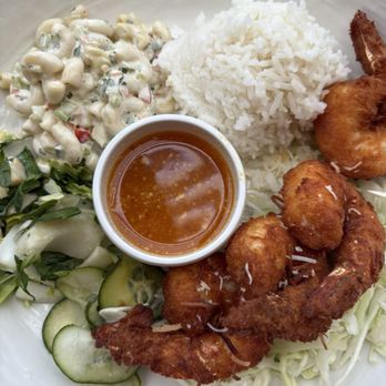 Duke's La Jolla - Coconut Shrimp Plate Lunch - New American Near Me - La Jolla, California