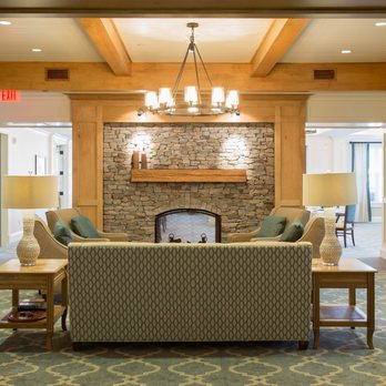 The Residence at Brookside - The Residence At Brookside Parlor. - Retirement Homes Near Me - Avon, Connecticut