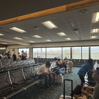 Kahului Airport - The gates - Airports Near Me - Kahului, Hawaii