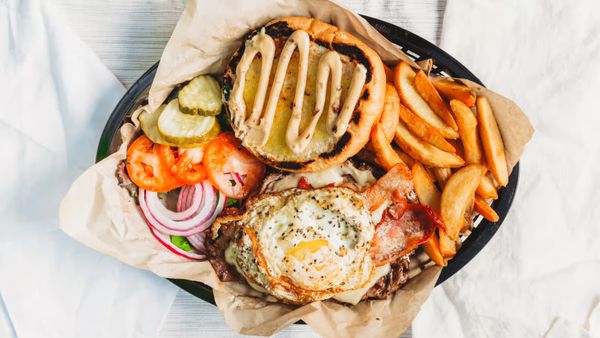 Rich's Burgers-N-Grub by null