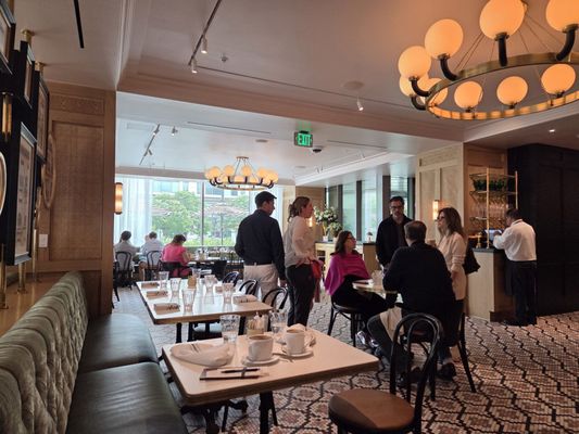 BISTRO DU JOUR by null