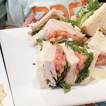 Parkway Deli & Restaurant - Turkey & Bacon Club - Delis Near Me - Silver Spring, Maryland