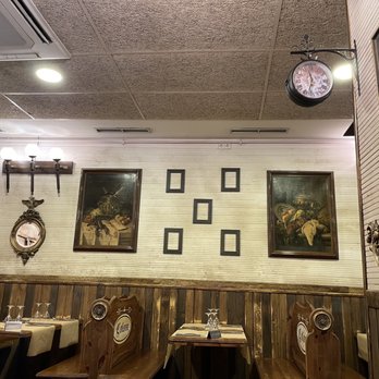 Colom - Part of inside the restaurant 6/2/23 - Spanish Near Me - Barcelona, B Colom - Part of inside the restaurant 6/2/23 - Spanish Near Me - Barcelona, B