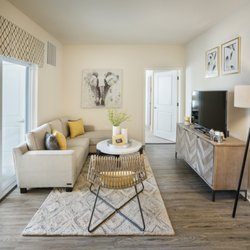 Summit Court - Great layout!