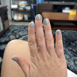 Girl Talk Beauty Shop - Gel manicure