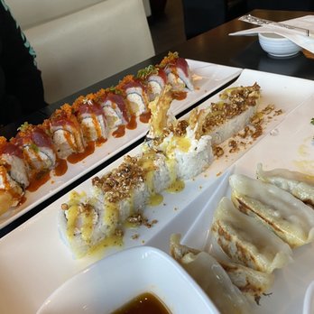 Zeng Sushi Delight - Sushi Bars Near Me - San Leandro, California Zeng Sushi Delight - Sushi Bars Near Me - San Leandro, California