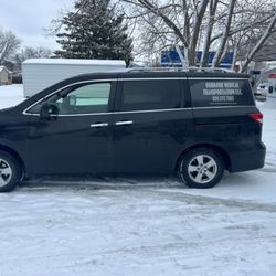 Oshkosh Delivery & Courier