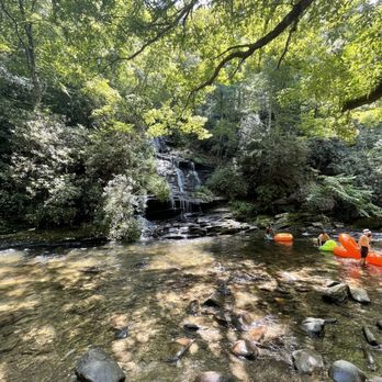 Juney Whank Falls - Hiking Near Me - Bryson City, North Carolina