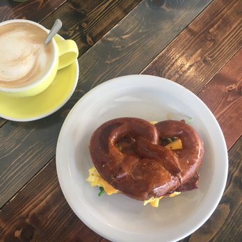 Dandelion Cafe - Coffee & Tea Near Me - Bellaire, Texas