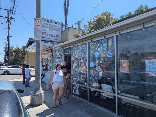 Taqueria La Mexicana by null