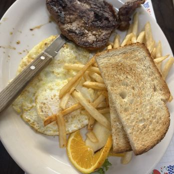 Paula's Pancake House - Top Sirloin On Grilled French Roll - Breakfast & Brunch Near Me - Solvang, California Paula's Pancake House - Top Sirloin On Grilled French Roll - Breakfast & Brunch Near Me - Solvang, California