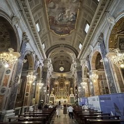 Santa Maria in Via - Inside