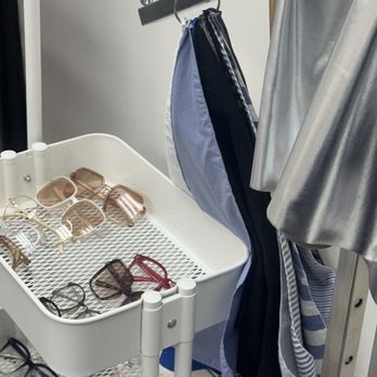 Colorbrity - eyeglasses and patterns - Personal Shopping Near Me - Los Angeles, California