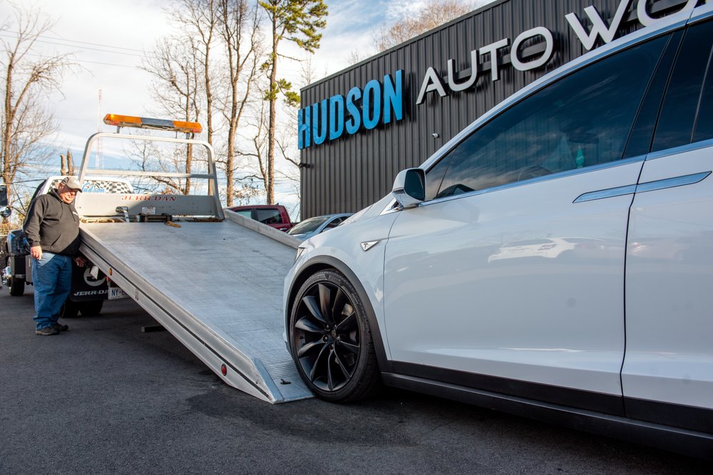 HUDSON AUTOWORKS Updated September 2024 16 Photos 812 Post St