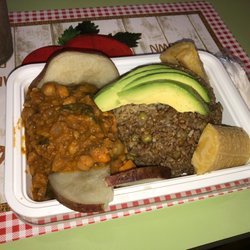 Tastee Cre'Haitian - Djon djon Bulgar and Chic Pea Legume