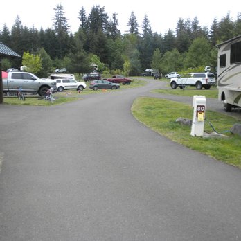 Stub Stewart State Park - Interior roads are paved and easy to navigate - Parks Near Me - Buxton, Oregon
